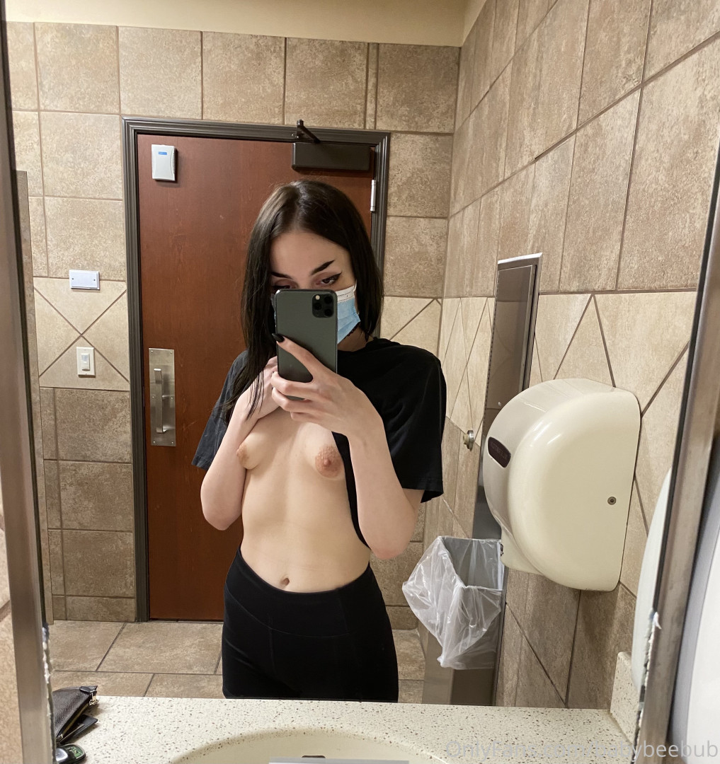 Photo by babybeebub published on November 29,2023 13:06:13 - BestThots