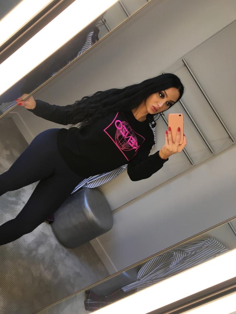 Photo by amyanderssen published on November 21,2023 20:36:37 - BestThots