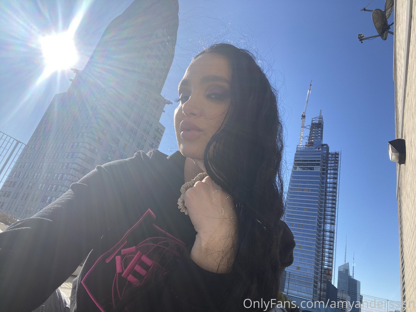 Photo by amyanderssen published on November 21,2023 20:36:50 - BestThots
