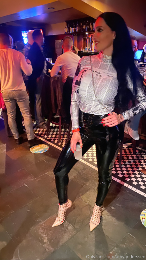 Photo by amyanderssen published on November 21,2023 20:37:04 - BestThots