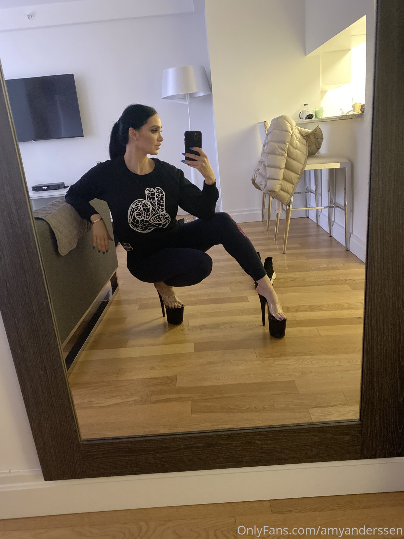 Photo by amyanderssen published on November 21,2023 20:37:35 - BestThots