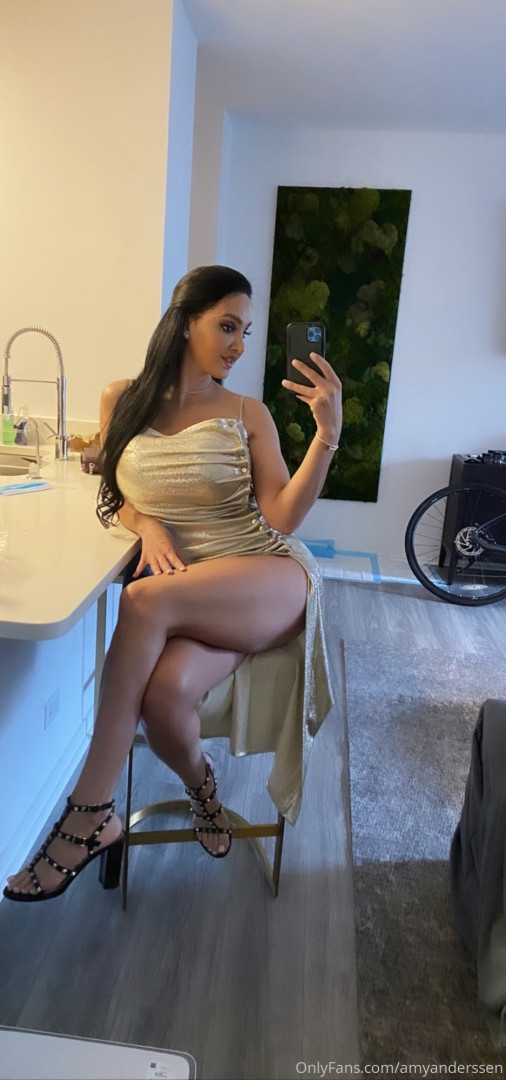 Photo by amyanderssen published on November 21,2023 20:37:55 - BestThots