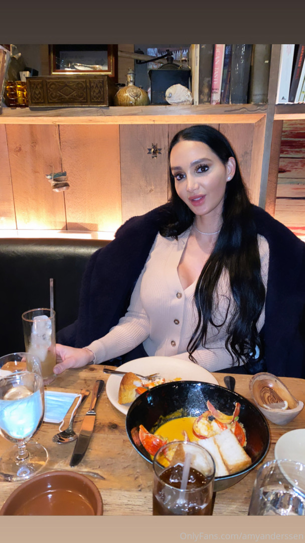 Photo by amyanderssen published on November 21,2023 20:38:30 - BestThots
