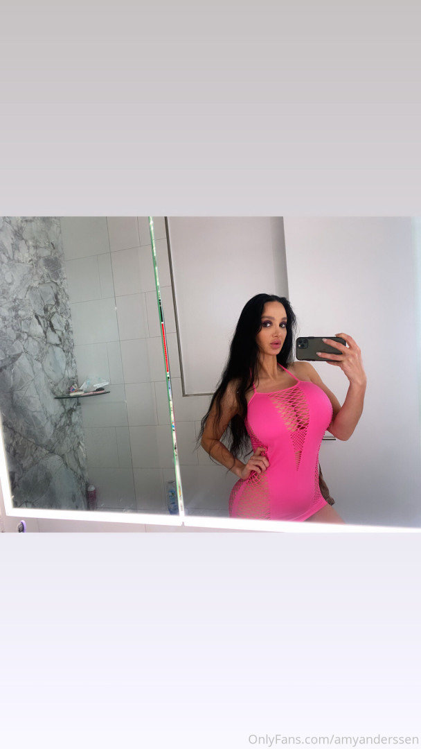 Photo by amyanderssen published on November 21,2023 20:40:51 - BestThots