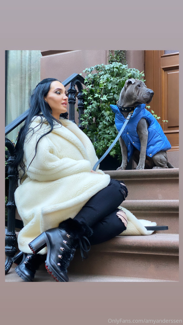 Photo by amyanderssen published on November 21,2023 20:42:36 - BestThots
