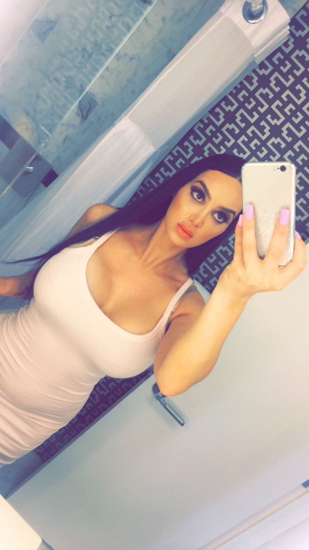 Photo by amyanderssen published on November 21,2023 20:53:39 - BestThots