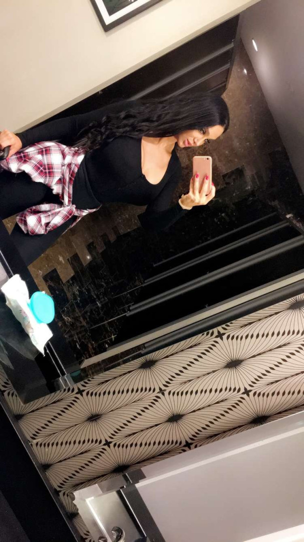 Photo by amyanderssen published on November 21,2023 20:54:05 - BestThots