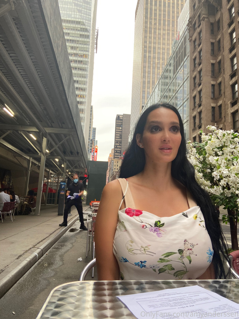 Photo by amyanderssen published on November 21,2023 20:55:14 - BestThots