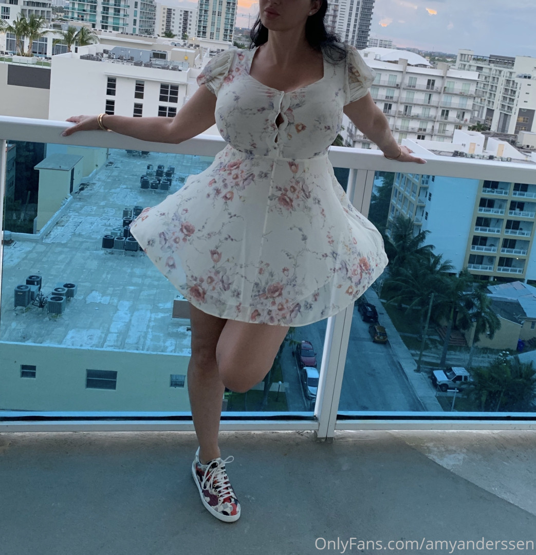 Photo by amyanderssen published on November 21,2023 20:55:55 - BestThots