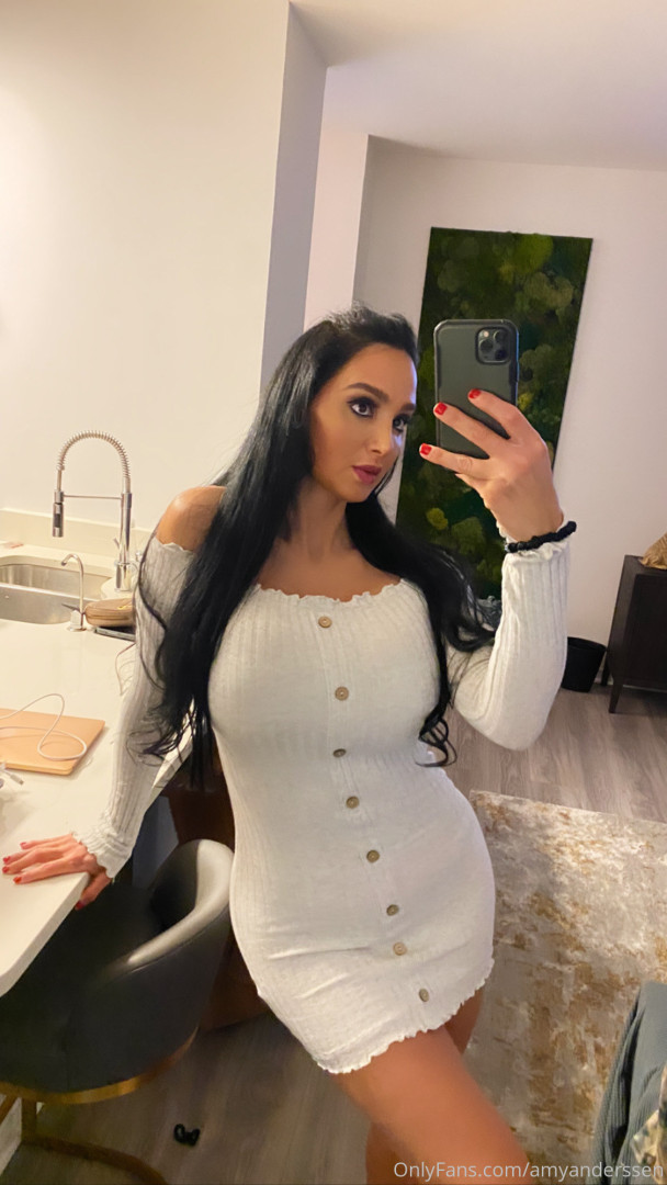 Photo by amyanderssen published on November 21,2023 20:56:20 - BestThots