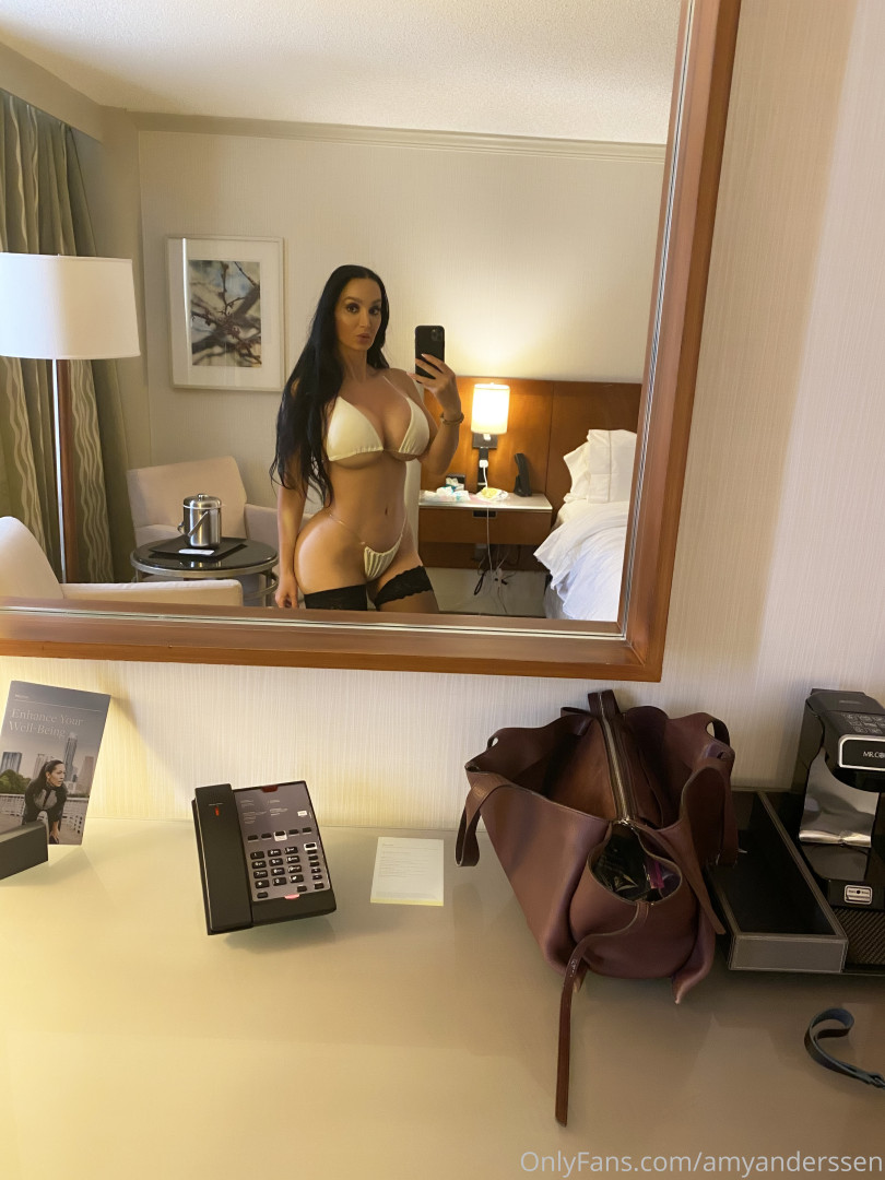 Photo by amyanderssen published on November 21,2023 20:56:46 - BestThots