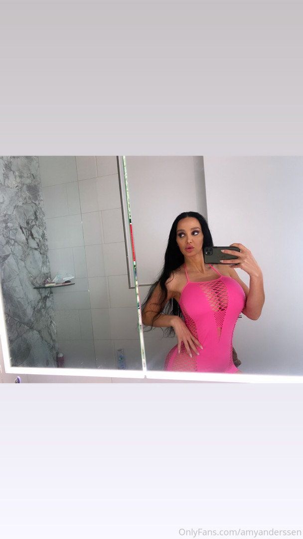 Photo by amyanderssen published on November 21,2023 21:00:42 - BestThots