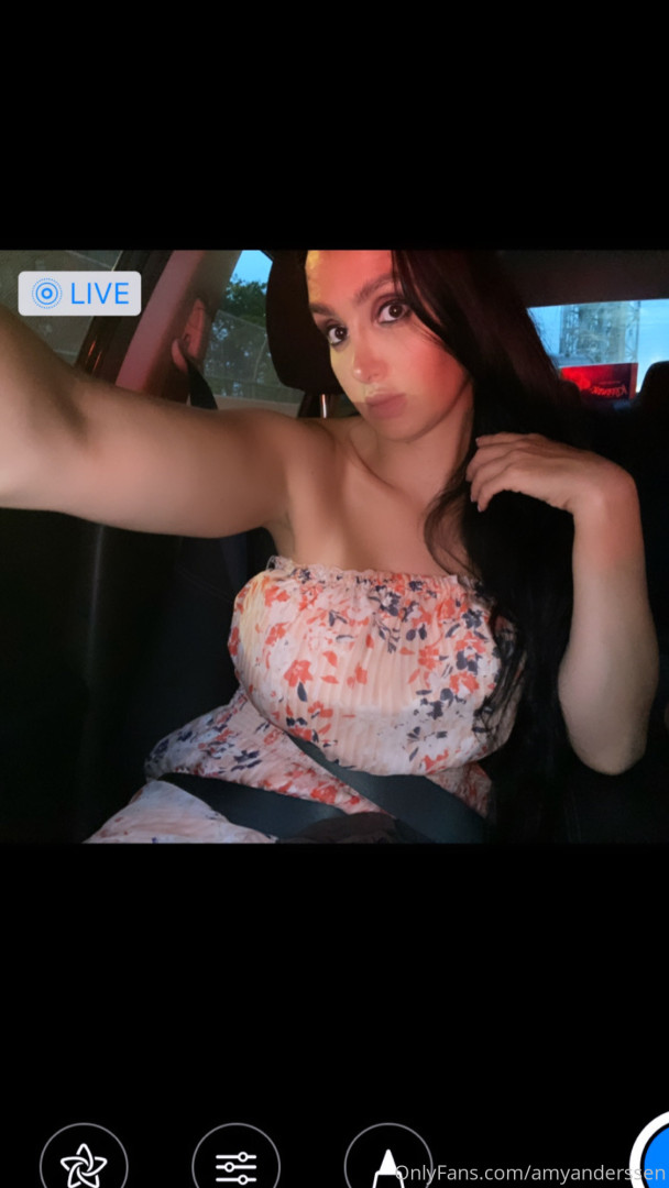 Photo by amyanderssen published on November 21,2023 21:00:46 - BestThots