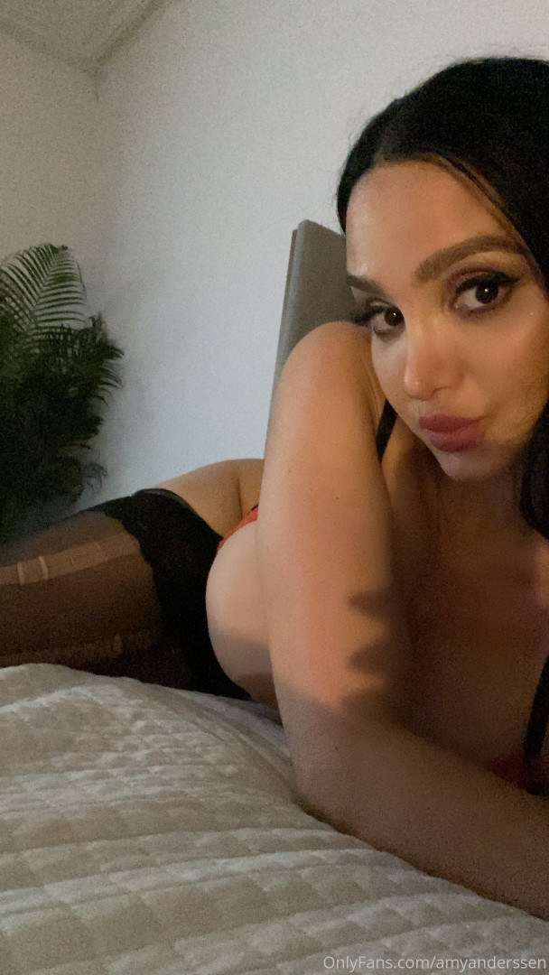 Photo by amyanderssen published on November 21,2023 21:00:56 - BestThots