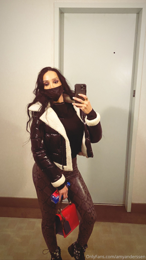 Photo by amyanderssen published on November 21,2023 21:02:37 - BestThots
