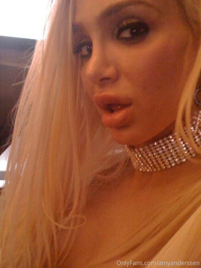 Photo by amyanderssen published on November 21,2023 21:03:24 - BestThots
