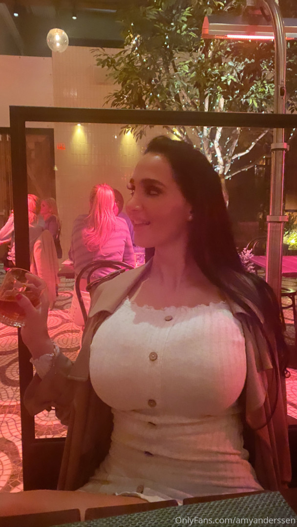 Photo by amyanderssen published on November 21,2023 21:04:48 - BestThots