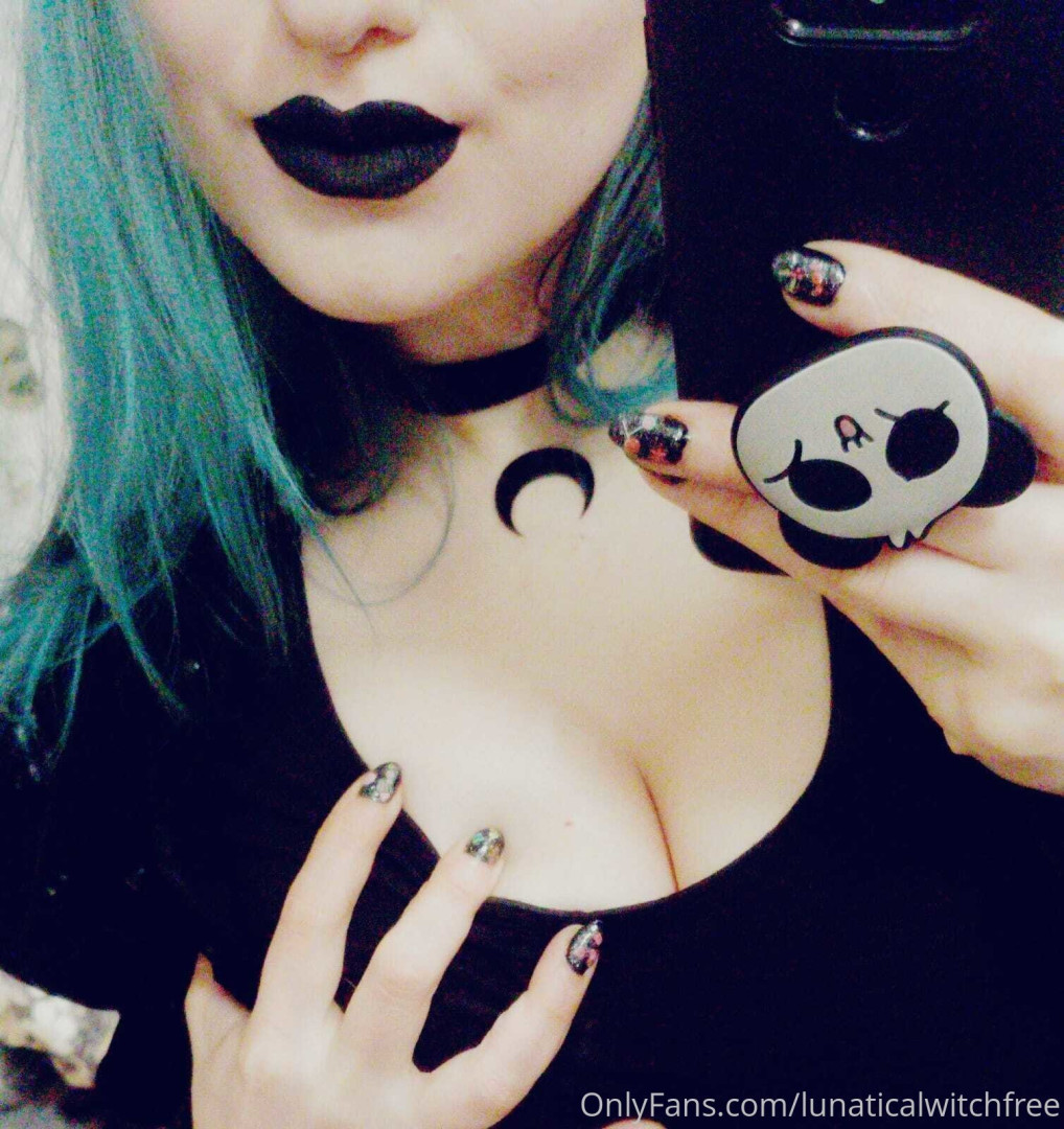 Photo by lunaticalwitchfree published on August 1,2023 11:37:47 - BestThots