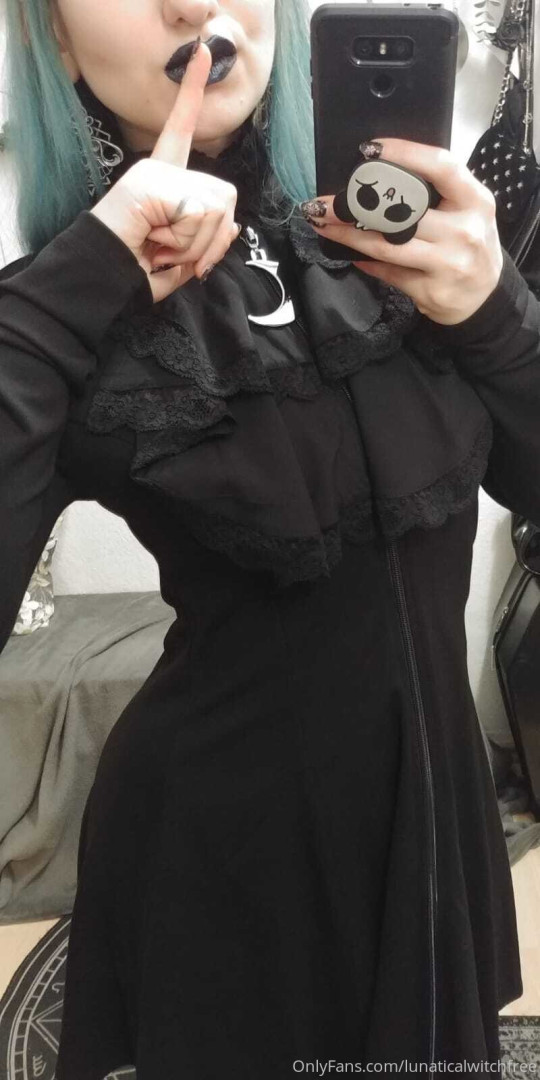 Photo by lunaticalwitchfree published on August 1,2023 11:40:36 - BestThots