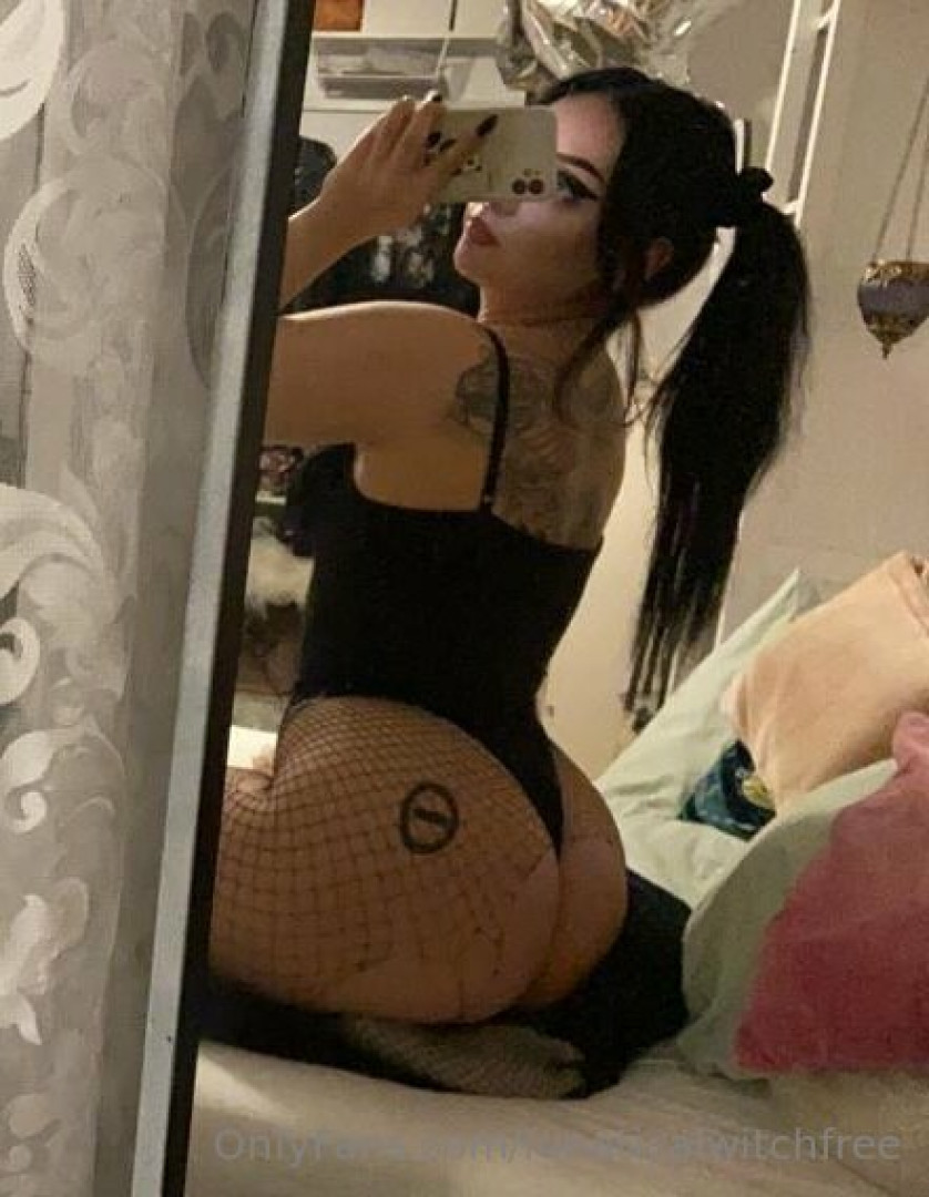 Photo by lunaticalwitchfree published on August 1,2023 11:41:23 - BestThots