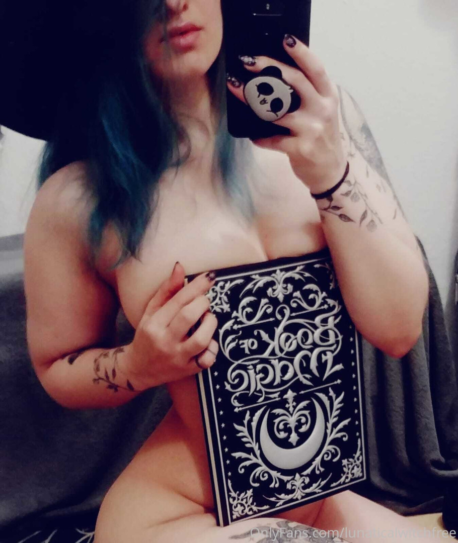 Photo by lunaticalwitchfree published on August 1,2023 11:42:31 - BestThots