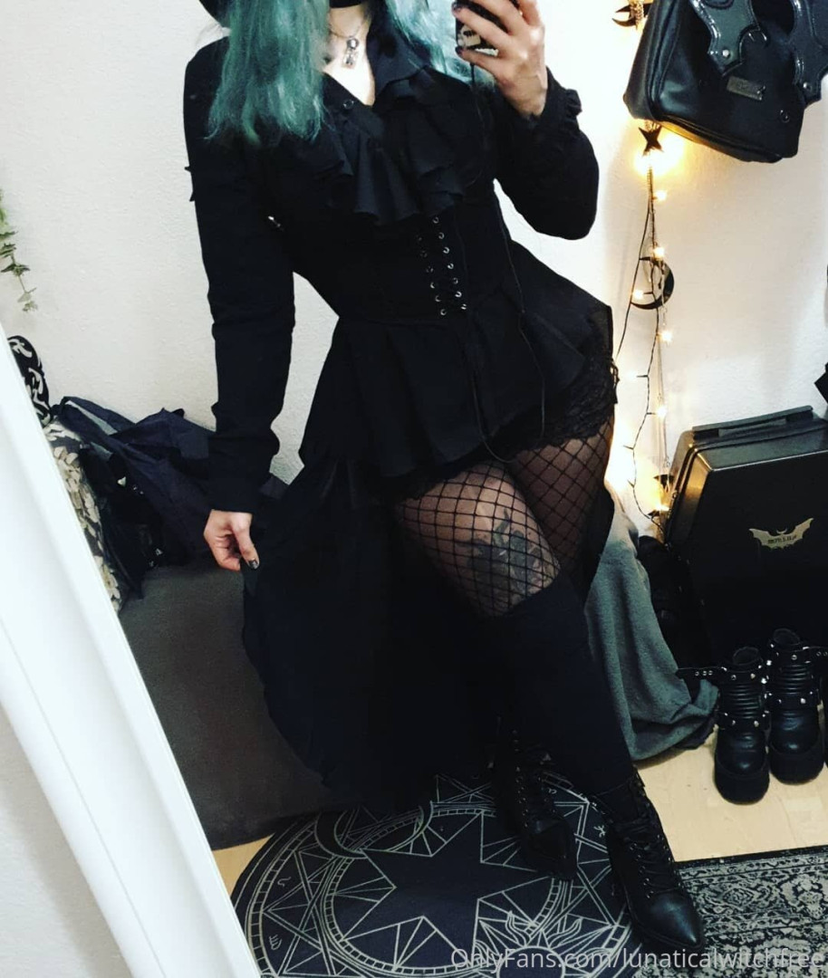 Photo by lunaticalwitchfree published on August 1,2023 11:42:37 - BestThots