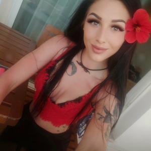 lovelytinnaxo #1082628