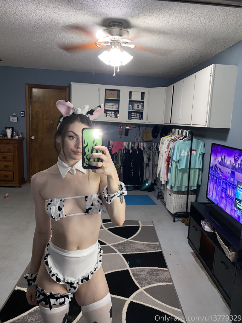 Photo by queen_soft400 published on August 17,2023 11:42:43 - BestThots