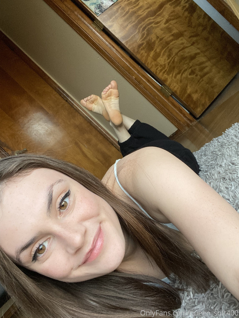 Photo by queen_soft400 published on August 17,2023 14:44:16 - BestThots