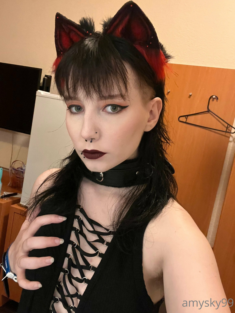 Photo by amyrenasky published on October 24,2023 21:34:53 - BestThots