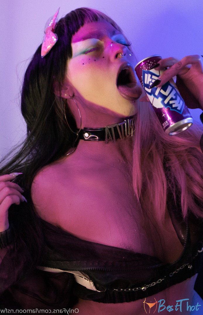 Photo by lamoon.nsfw published on December 13,2024 04:01:01 - BestThots