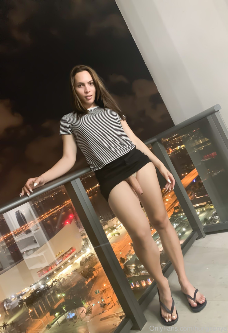 Photo by hungsonya published on October 16,2023 04:03:56 - BestThots