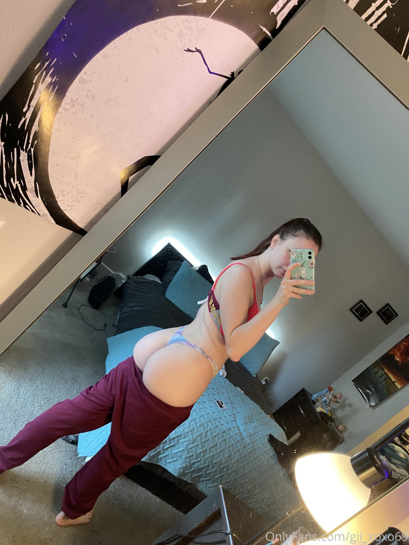 Photo by gii_xoxo69 published on August 30,2023 12:59:43 - BestThots