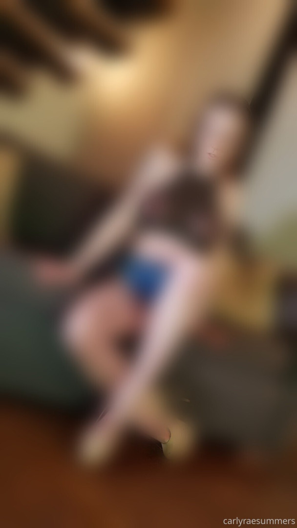 Photo by carlyraesummers published on January 4,2024 16:49:29 - BestThots