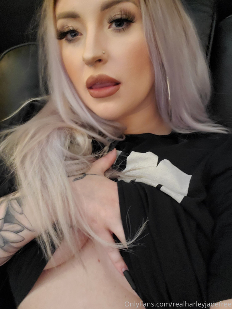 Photo by realharleyjadefree published on October 17,2023 03:49:52 - BestThots