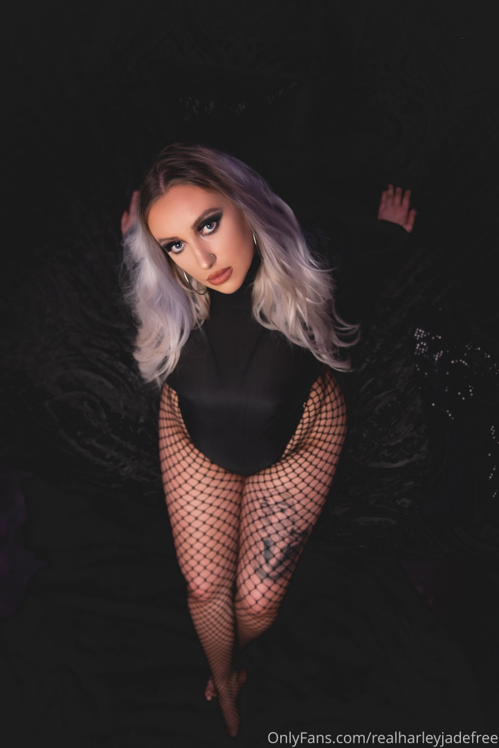 Photo by realharleyjadefree published on October 17,2023 03:50:10 - BestThots