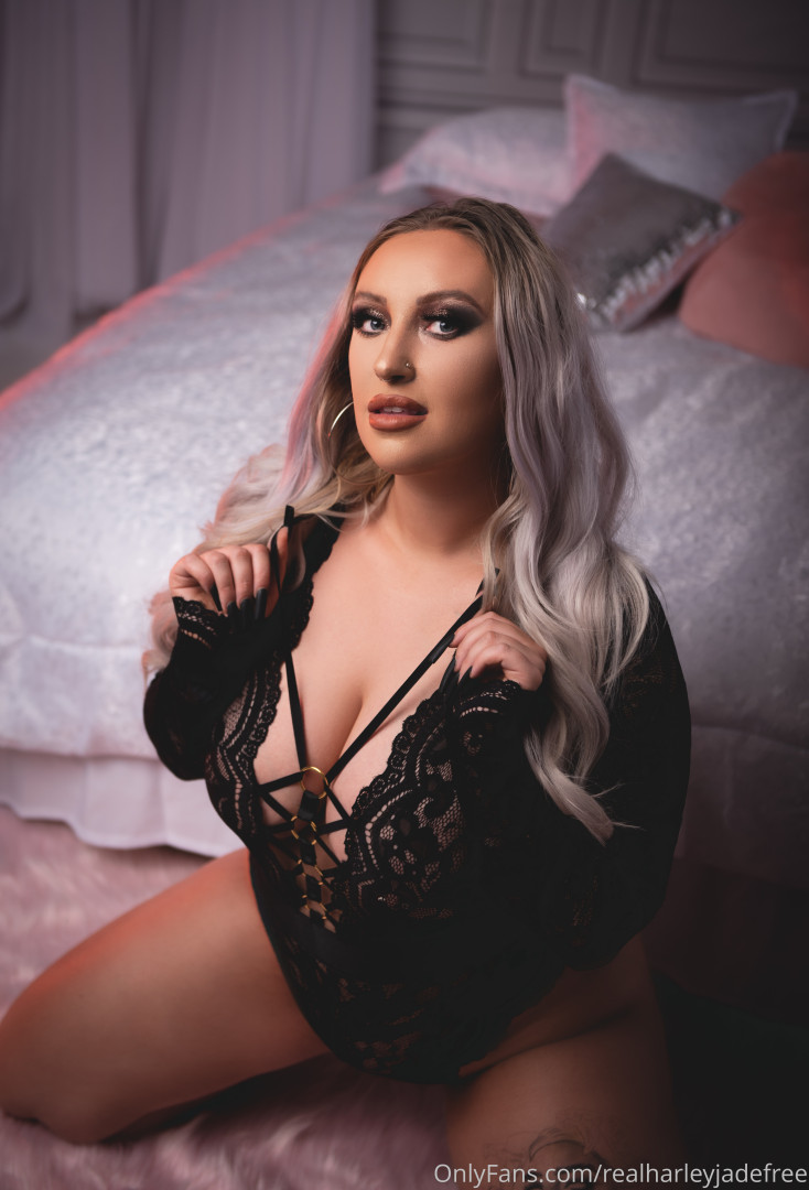 Photo by realharleyjadefree published on October 17,2023 03:50:46 - BestThots