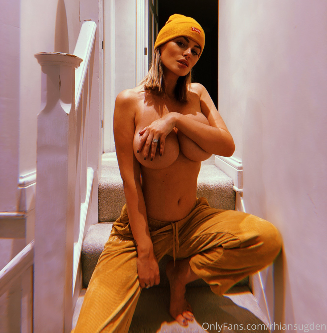 Photo by rhiansugden published on October 12,2023 00:17:30 - BestThots