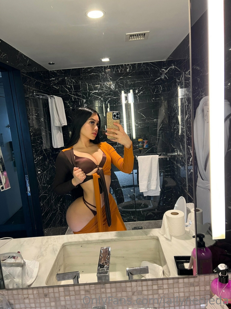 Photo by jailyneojeda published on June 27,2023 10:27:03 - BestThots