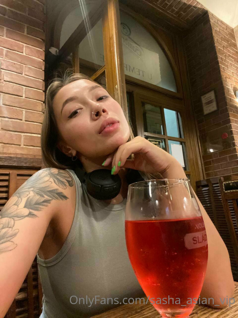 Photo by sasha_asian_vip published on June 5,2023 12:56:14 - BestThots