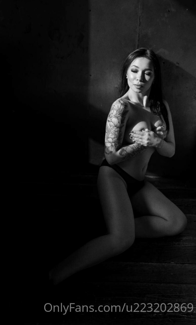 Photo by sasha_asian_vip published on June 5,2023 12:56:41 - BestThots