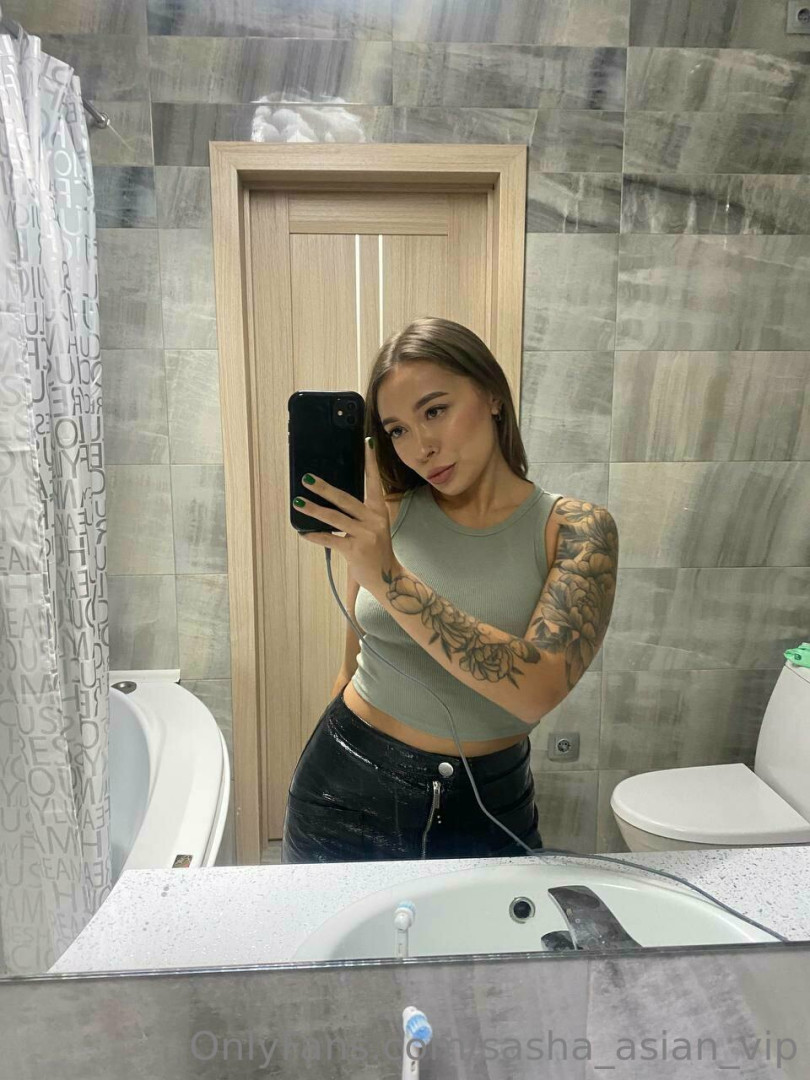 Photo by sasha_asian_vip published on June 5,2023 12:56:45 - BestThots