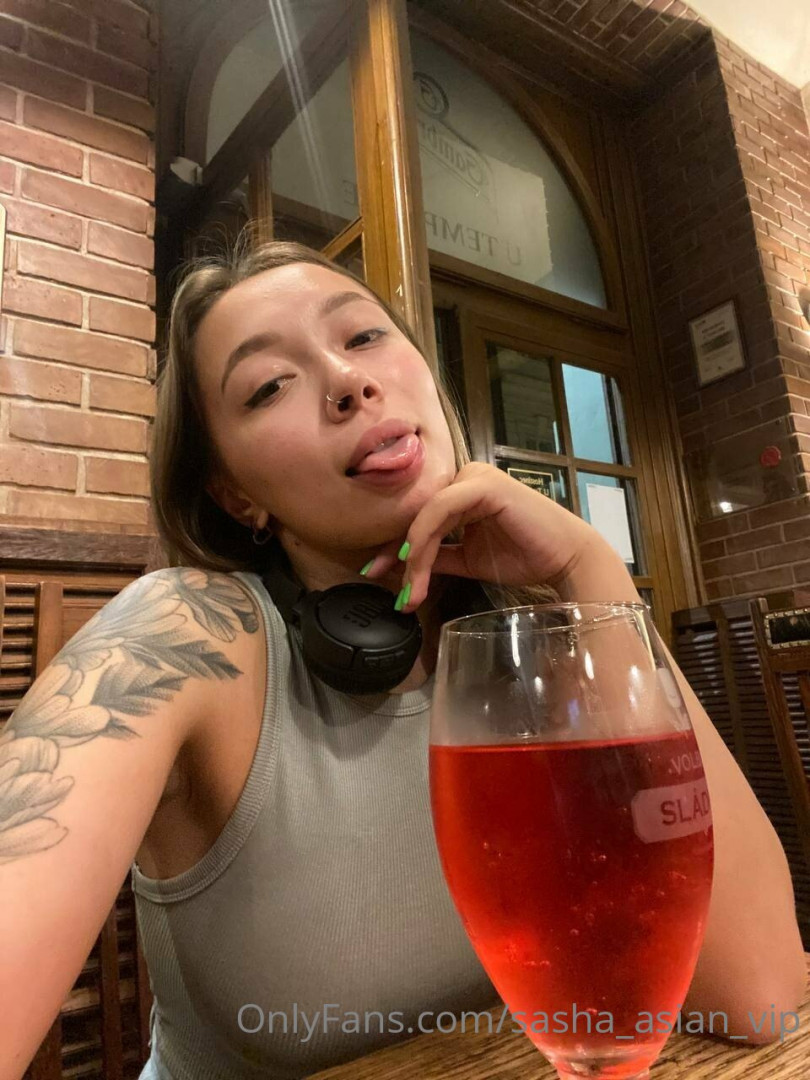 Photo by sasha_asian_vip published on June 5,2023 12:57:19 - BestThots