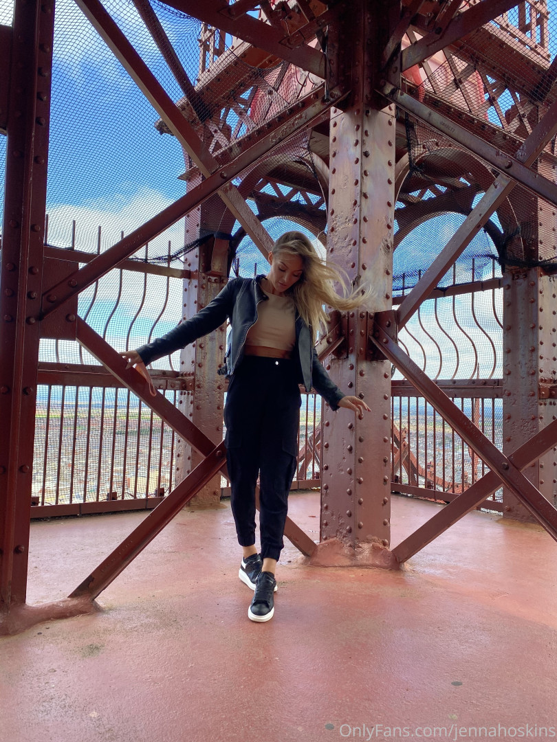 Photo by jennahoskins published on September 1,2023 05:34:23 - BestThots
