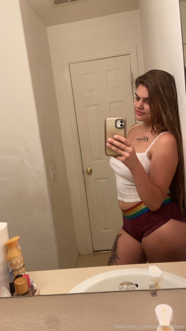Photo by mollymariexo published on June 24,2023 11:12:19 - BestThots