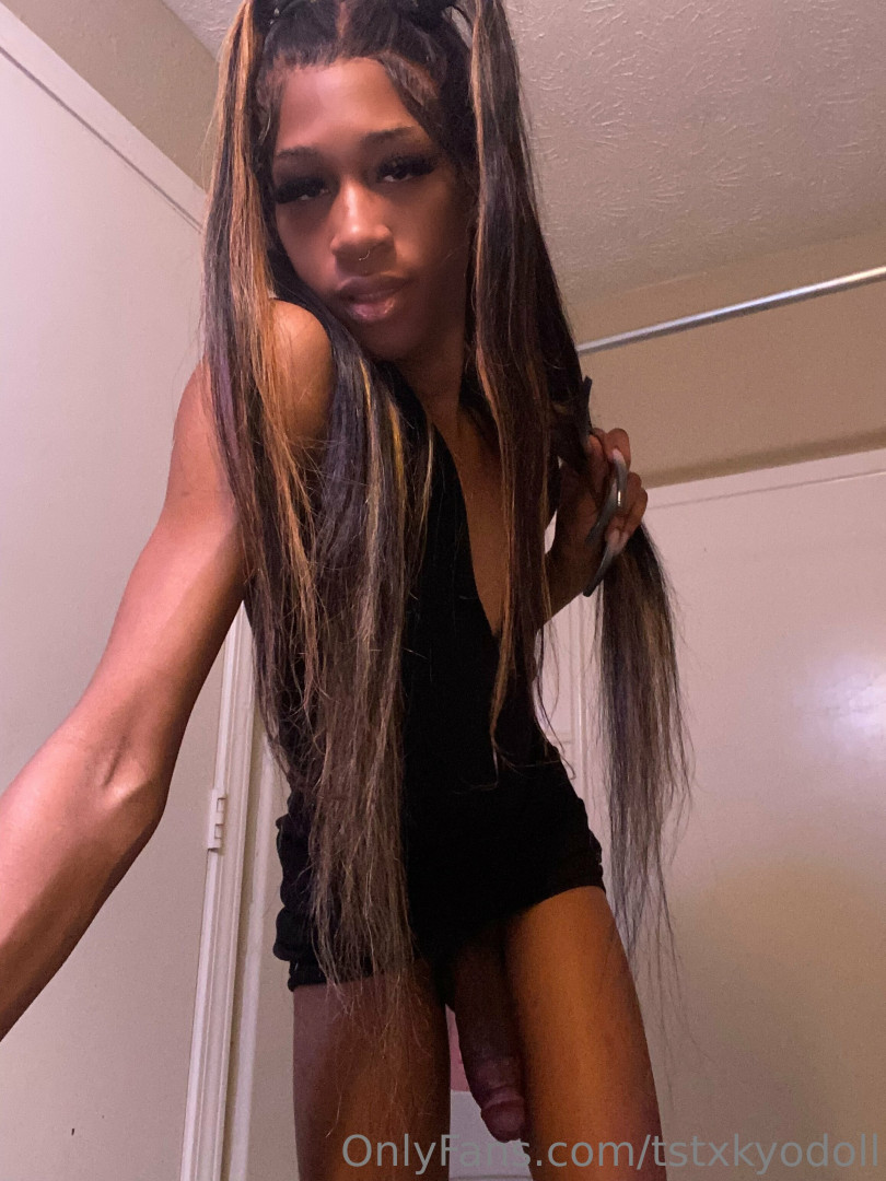 Photo by tstxkyodoll published on May 16,2023 14:07:42 - BestThots