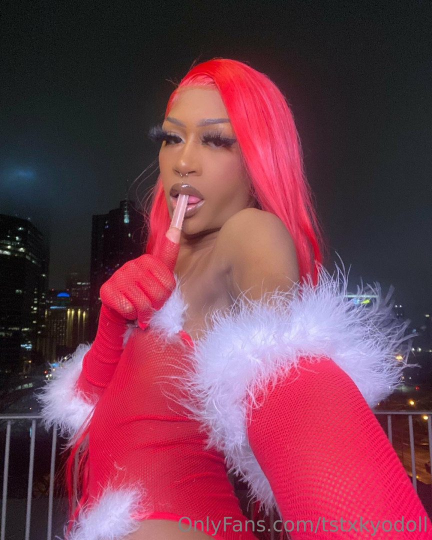 Photo by tstxkyodoll published on May 16,2023 14:08:32 - BestThots