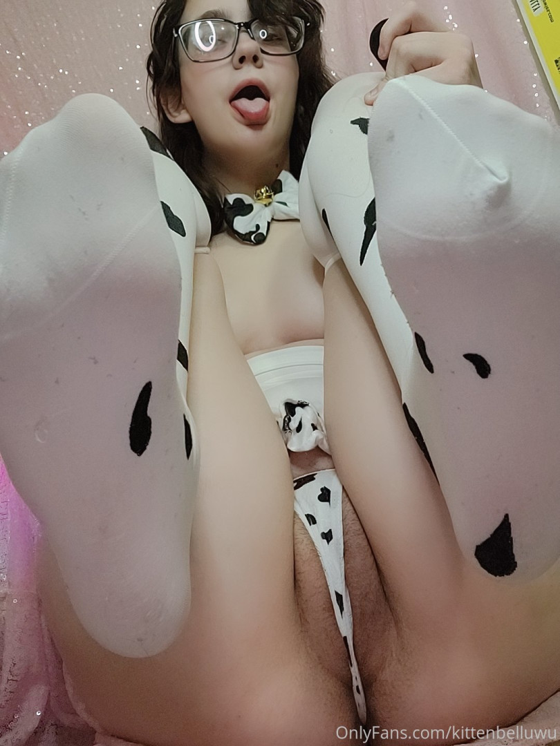 Photo by kittenbelluwu published on October 16,2023 05:19:53 - BestThots