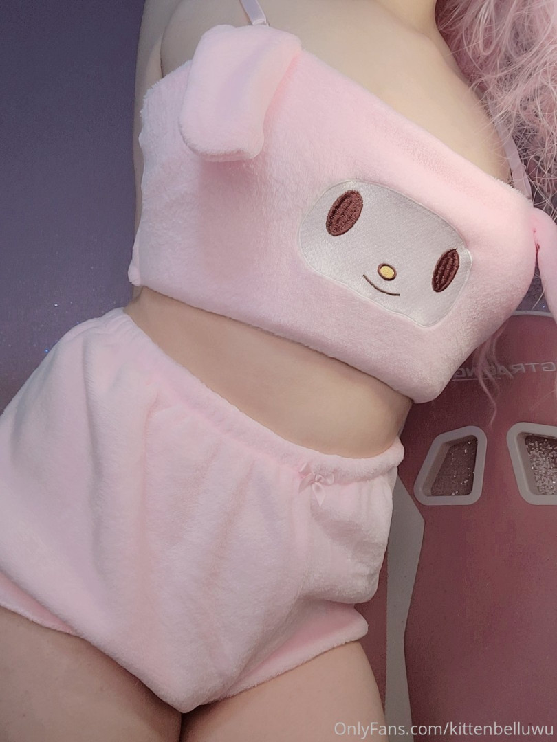 Photo by kittenbelluwu published on October 16,2023 05:23:13 - BestThots