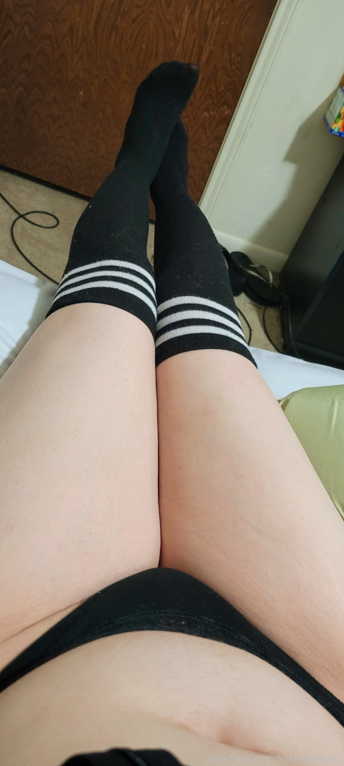 Photo by kittenbelluwu published on October 16,2023 05:54:17 - BestThots